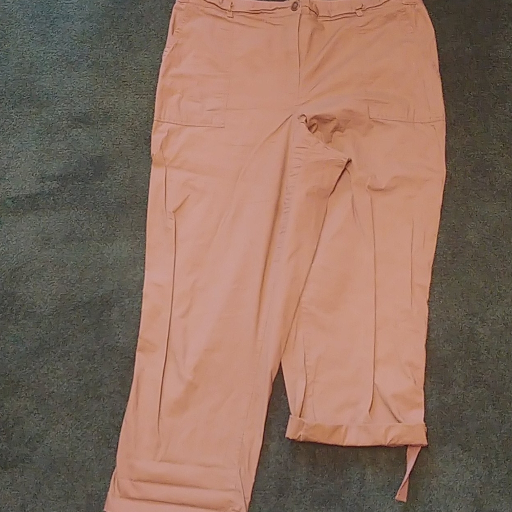 Ruby Rd. brown roll-up crop pants